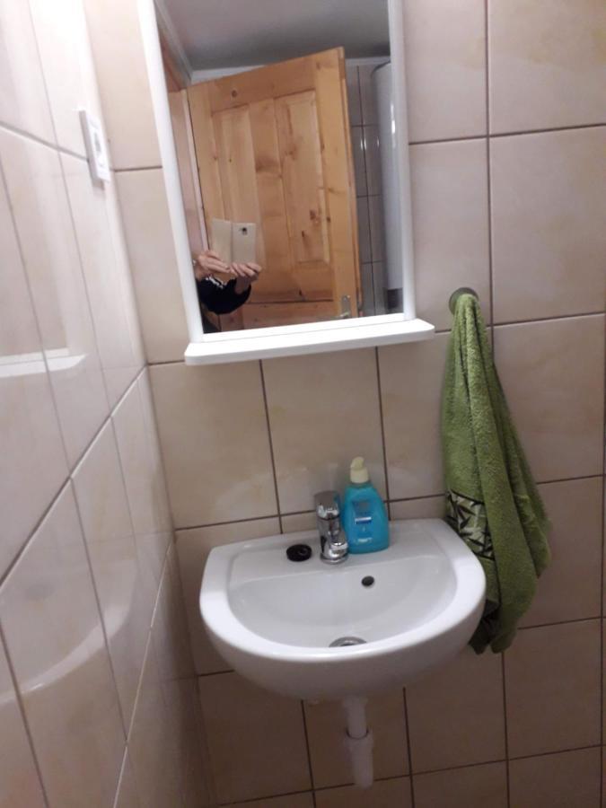 Matyas Apartman Tard Eksteriør bilde