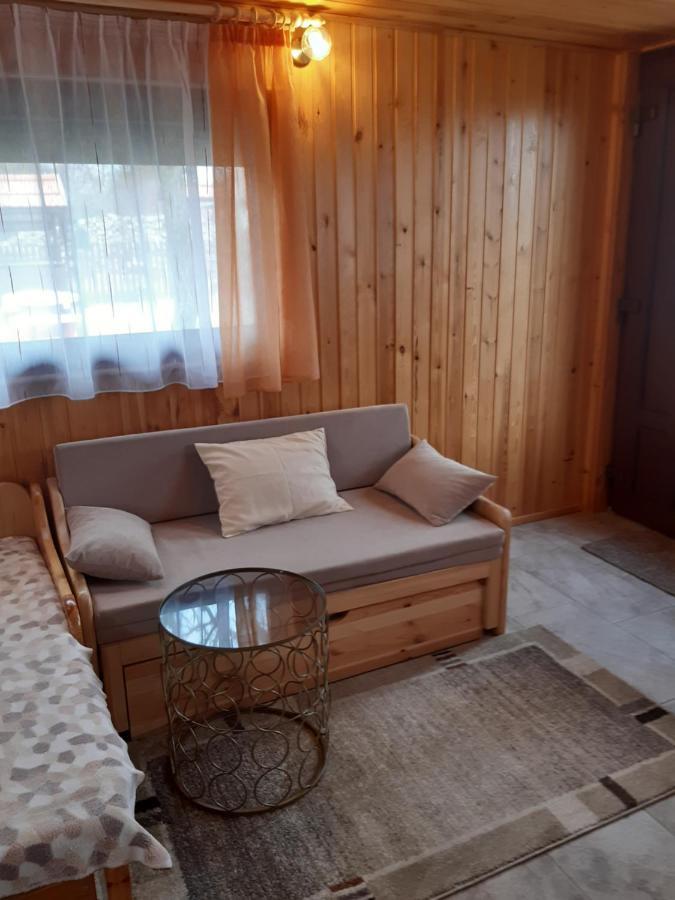 Matyas Apartman Tard Eksteriør bilde